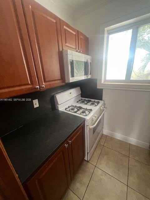 305 69th St #205 - Photo 6 of 10