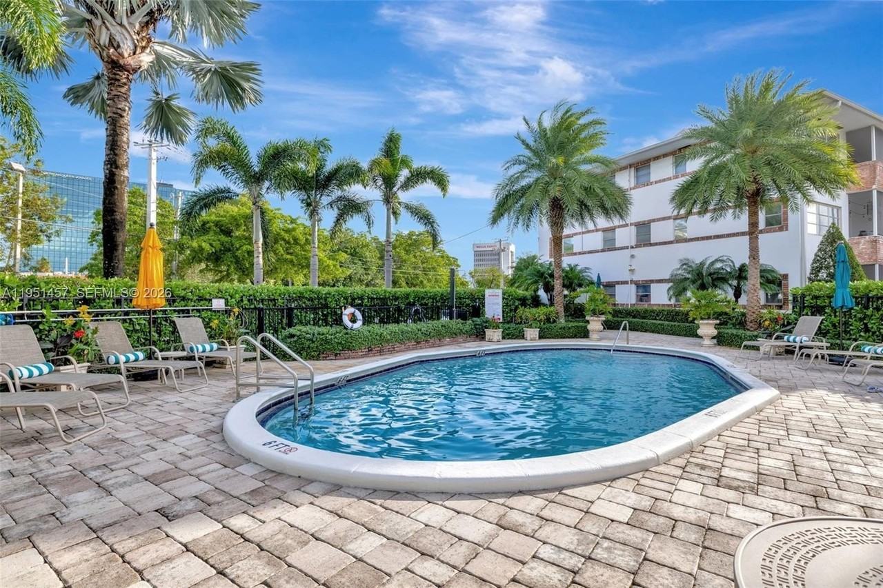 2190 Ne 51st Ct #106 - Photo 2 of 31