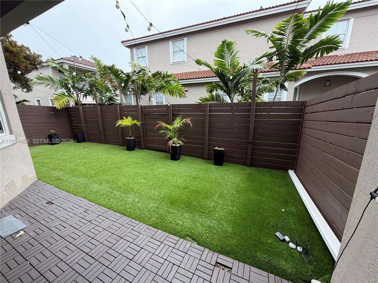 8415 Nw 108th Pl - Photo 6 of 18