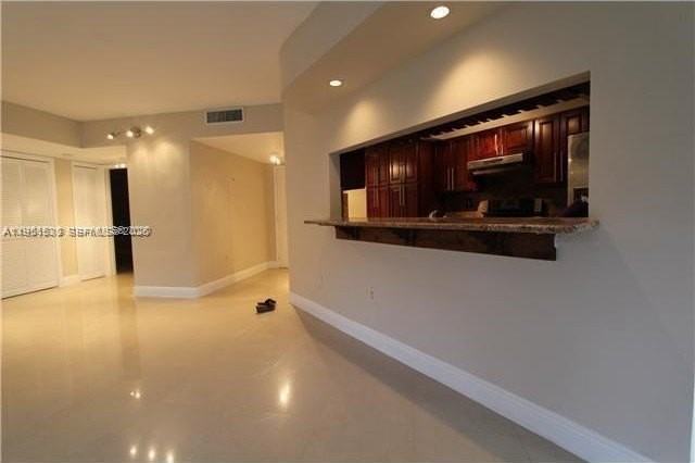 21075 Ne 34th Ave #103-2 - Photo 3 of 14