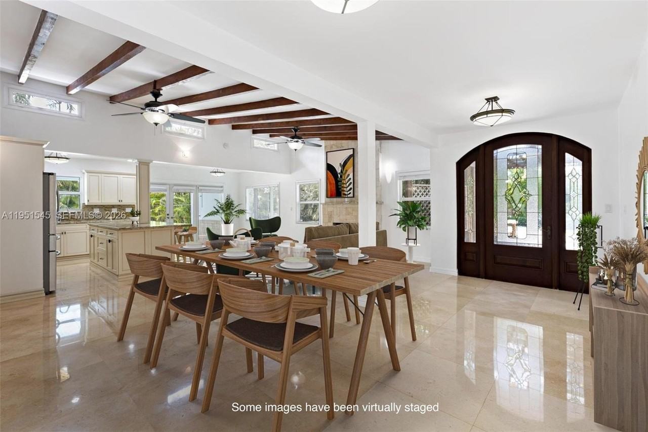 8030 Sw 120th St - Photo 3 of 17