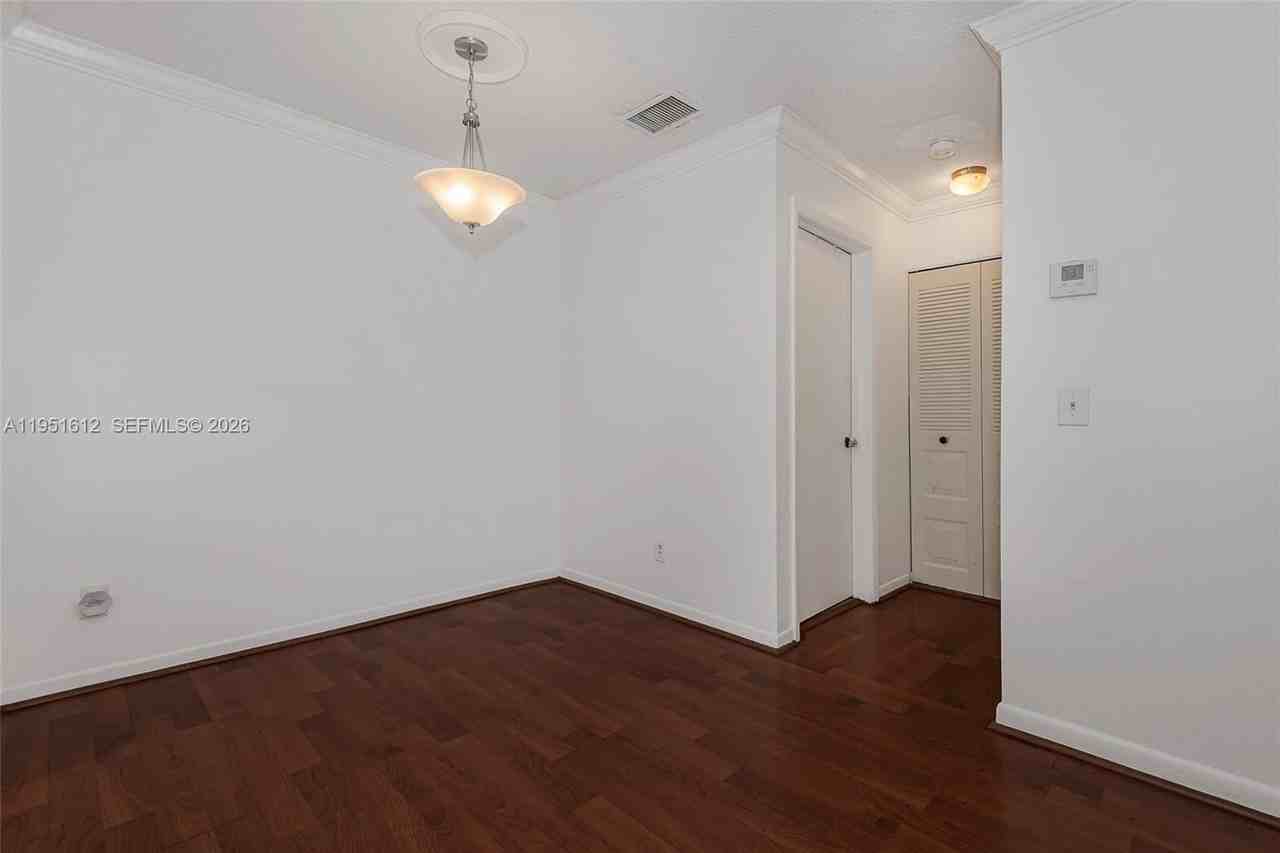 714 Nw 103rd Ter #202 - Photo 7 of 33