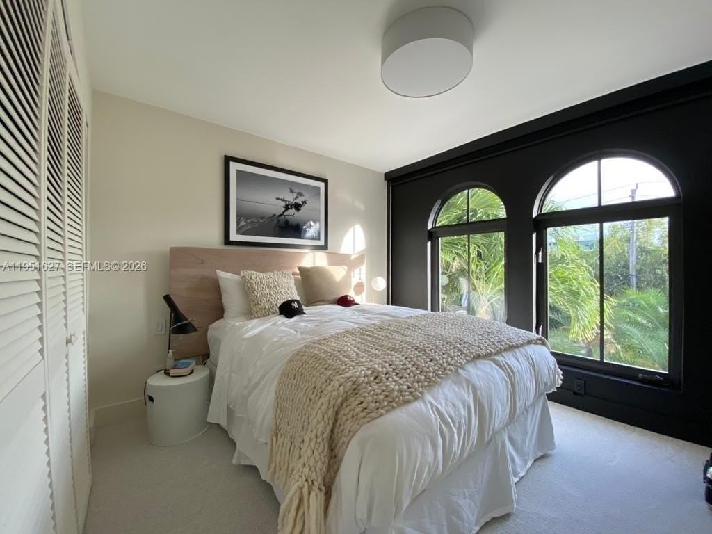 1443 W 21st St - Photo 6 of 17