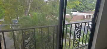 featured image of 3680 Inverrary Dr #3M