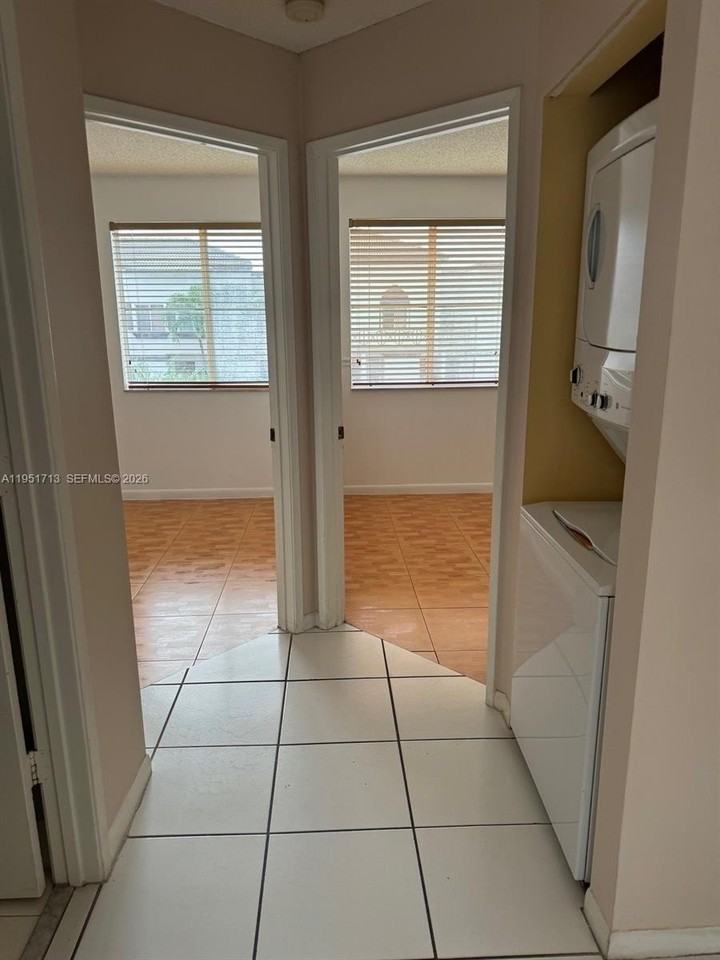 12527 Nw 11th Ln #204 - Photo 7 of 10