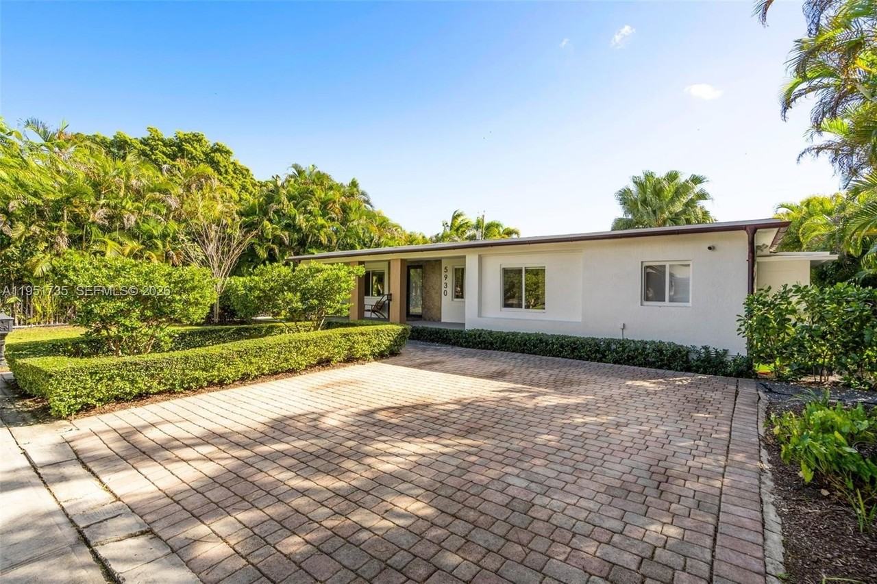 5930 Sw 47th St #0 - Photo 2 of 34