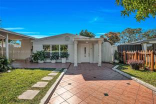 1624 Ne 175th St - Photo 1 of 1