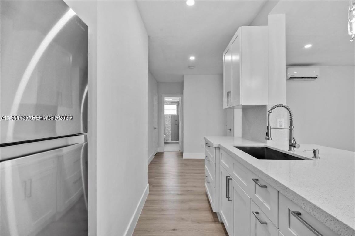 520 79th St #3 - Photo 2 of 11