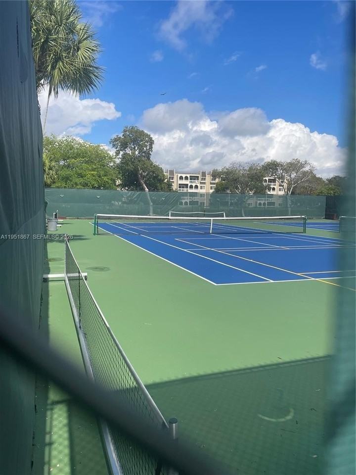 7785 Sw 86th St #E123 - Photo 7 of 11