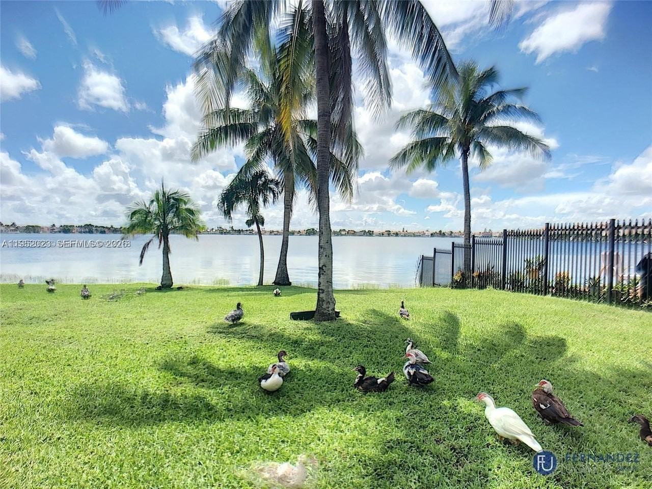 1090 Nw 123rd Ct #816