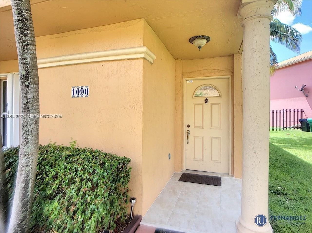 1090 Nw 123rd Ct #816 - Photo 3 of 21