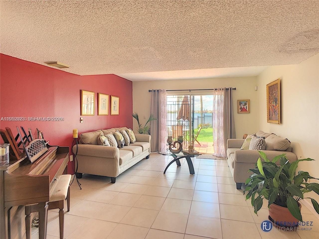 1090 Nw 123rd Ct #816 - Photo 5 of 21