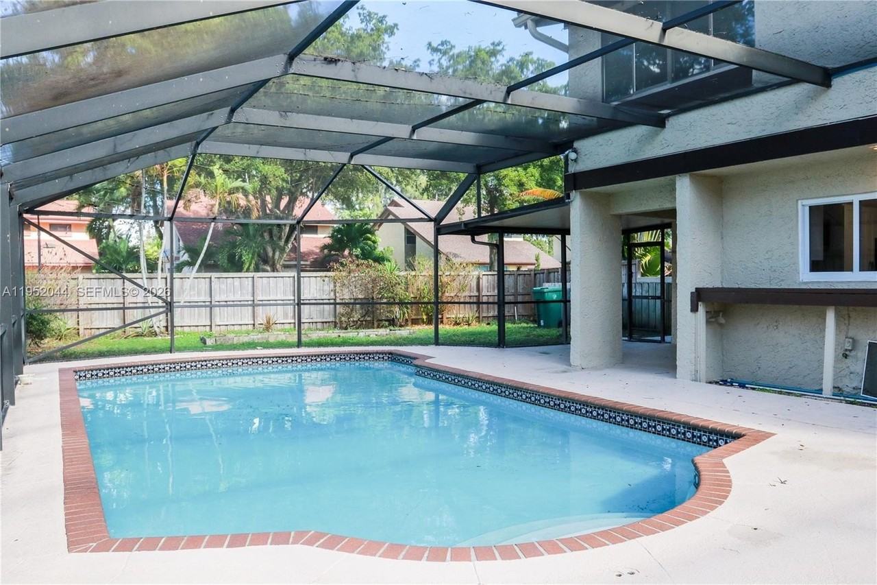 8320 Sw 39th Ct - Photo 4 of 50