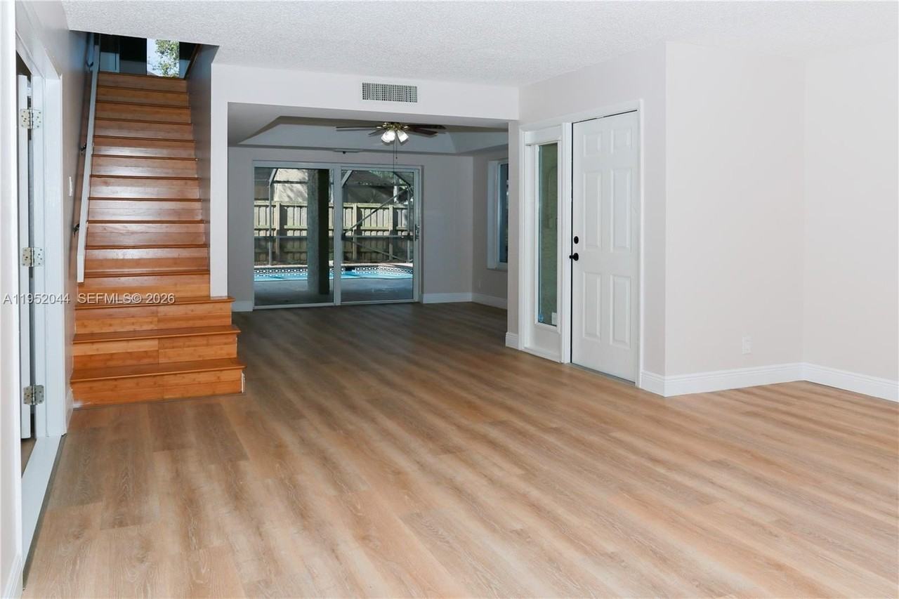 8320 Sw 39th Ct - Photo 6 of 50