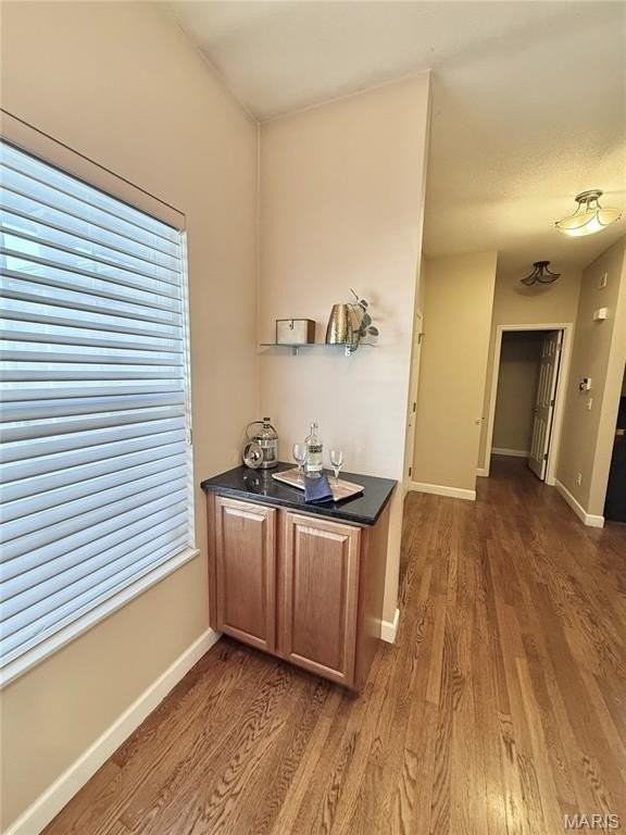 709 Michael St - Photo 4 of 40