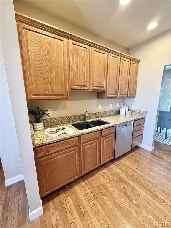 709 Michael St - Photo 5 of 40