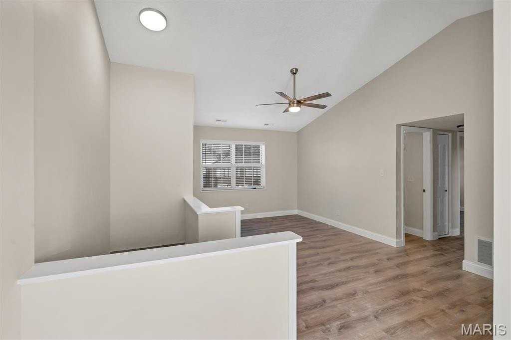 1607 E Swan Cir - Photo 2 of 19