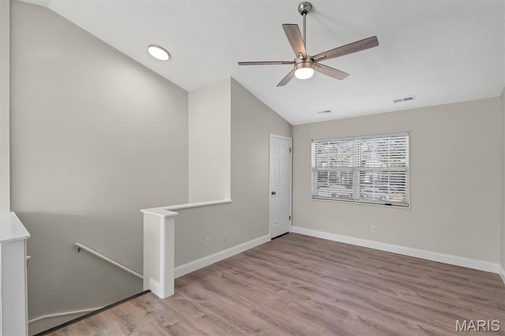 1607 E Swan Cir - Photo 4 of 19