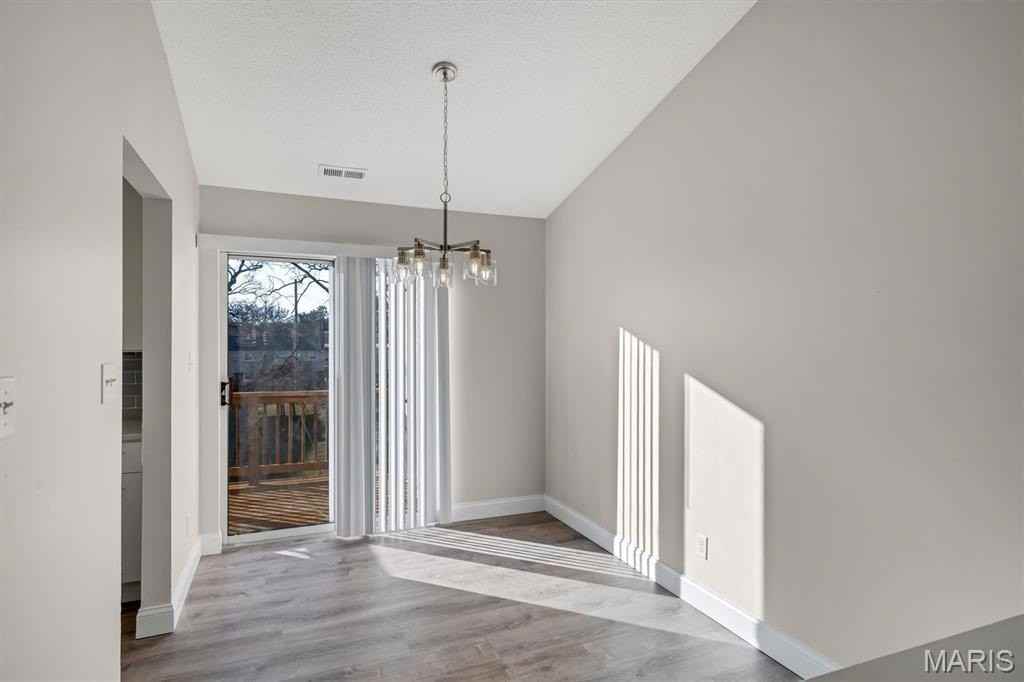 1607 E Swan Cir - Photo 7 of 19