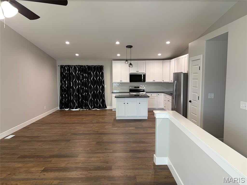 1158 Marathon Dr - Photo 2 of 15