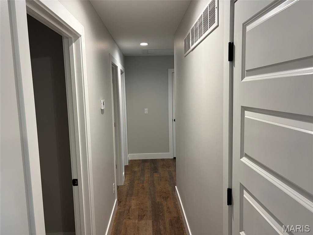 1158 Marathon Dr - Photo 6 of 15