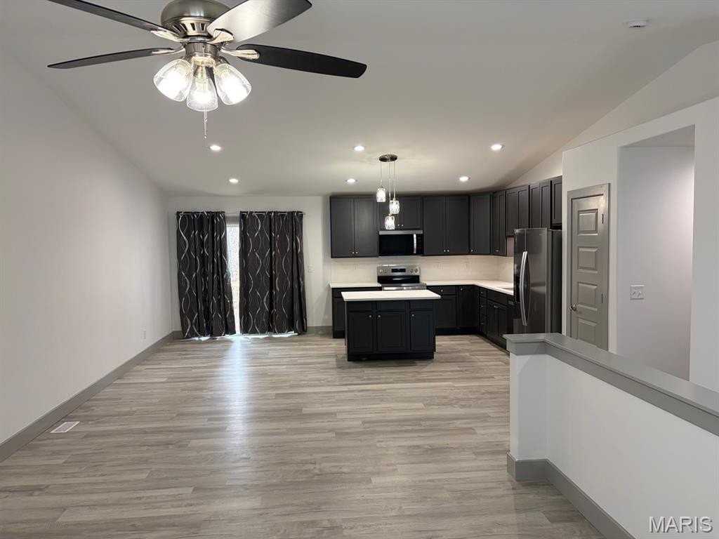 1160 Marathon Dr - Photo 3 of 17