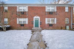 featured image of 289 Main St #11N