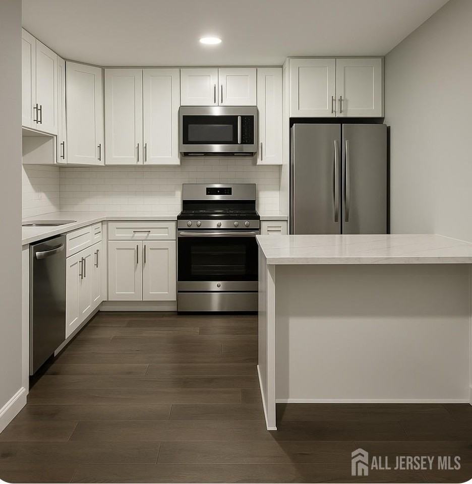 340 Bowler Ct - Photo 4 of 16