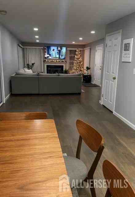 340 Bowler Ct - Photo 7 of 16