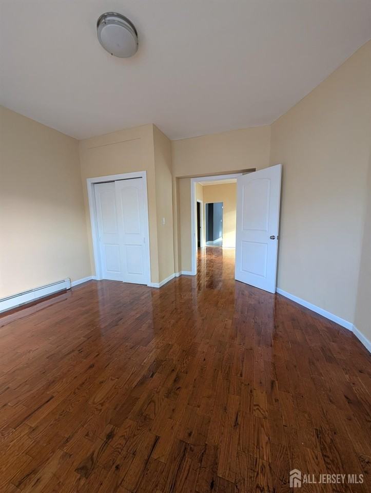 5 N 7th St - Photo 5 of 8