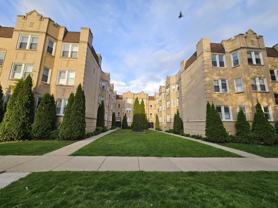 6545 N Francisco Ave - Photo 1 of 1