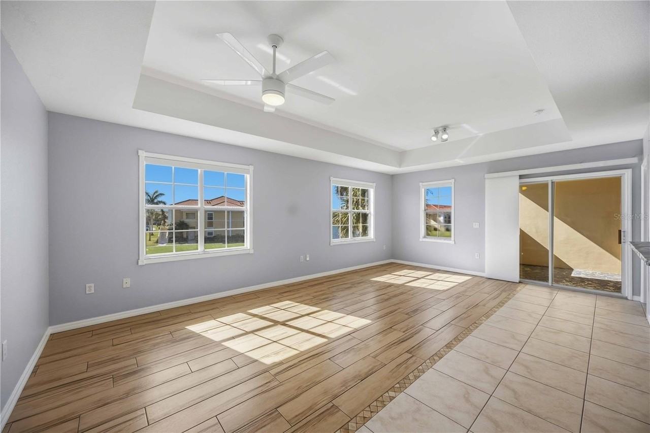 2950 Viscaya Pl #205 - Photo 3 of 50