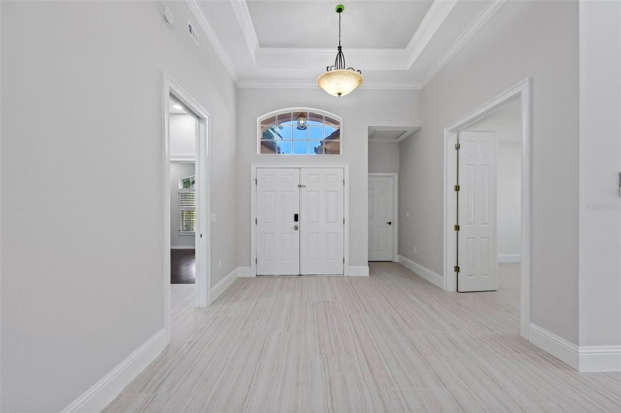 6639 Pebble Beach Way - Photo 5 of 32