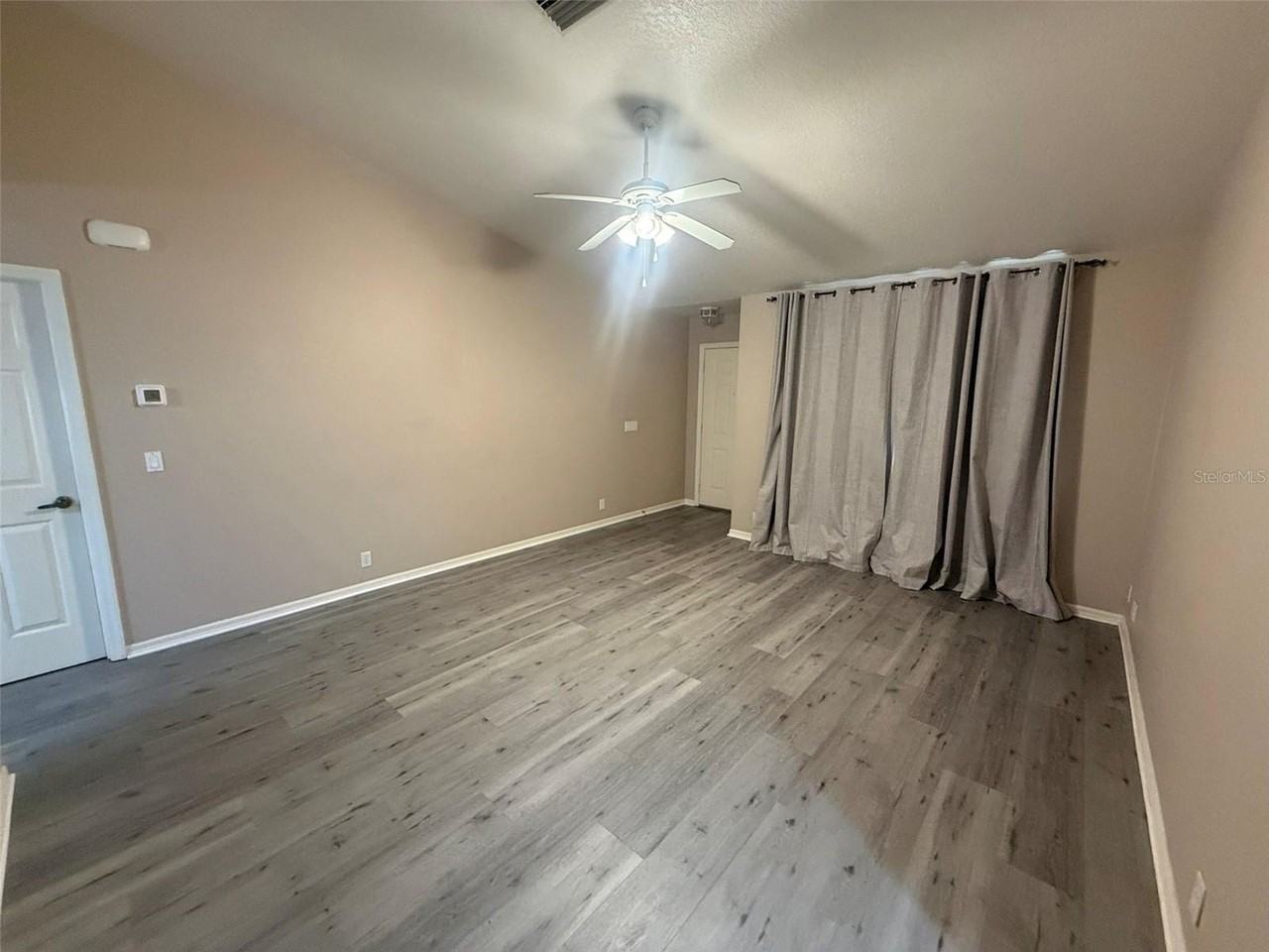 2868 N Salford Blvd - Photo 7 of 16