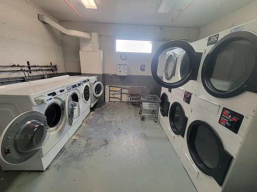 301 W 130th St - Photo 5 of 6