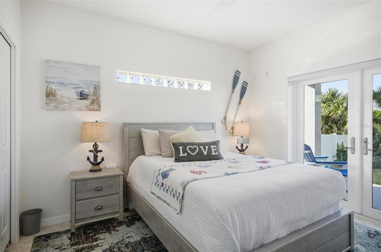 3298 N Ocean Shore Blvd - Photo 7 of 47