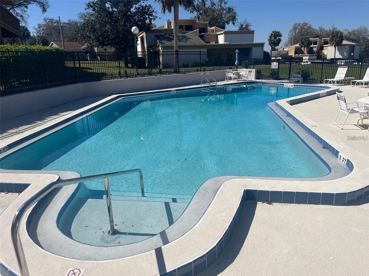 1051 S Highland St #4C - Photo 3 of 15