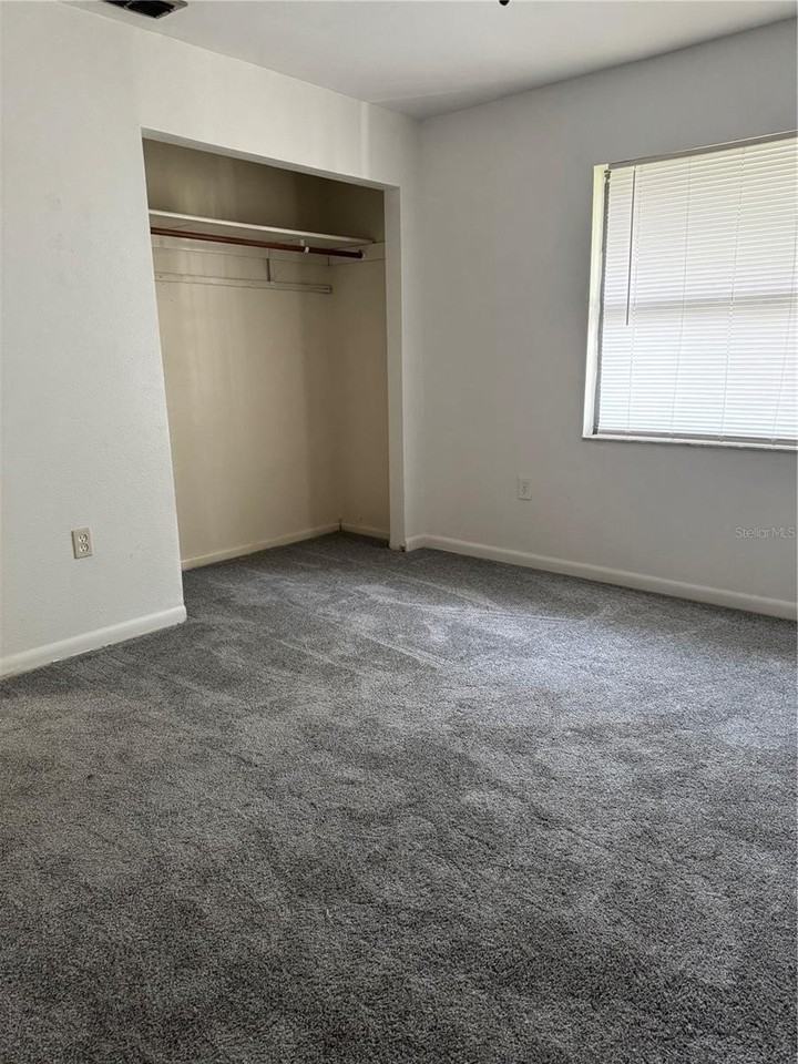 256 Village View Ln - Photo 6 of 8