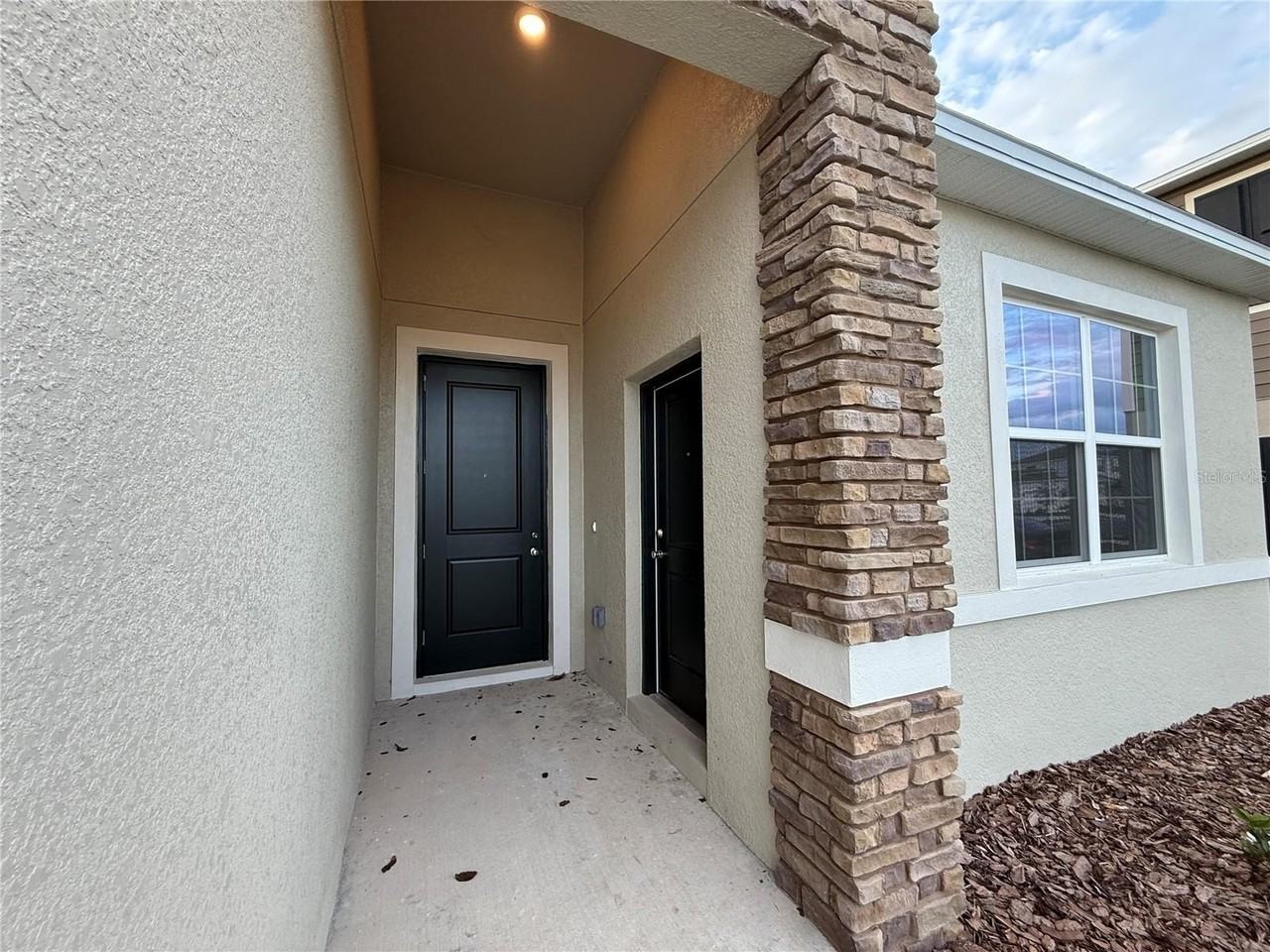 4813 Katrina Dr - Photo 2 of 8