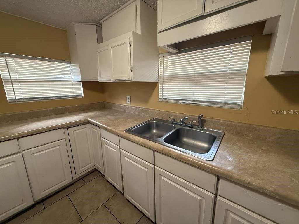 4638 America St - Photo 6 of 17