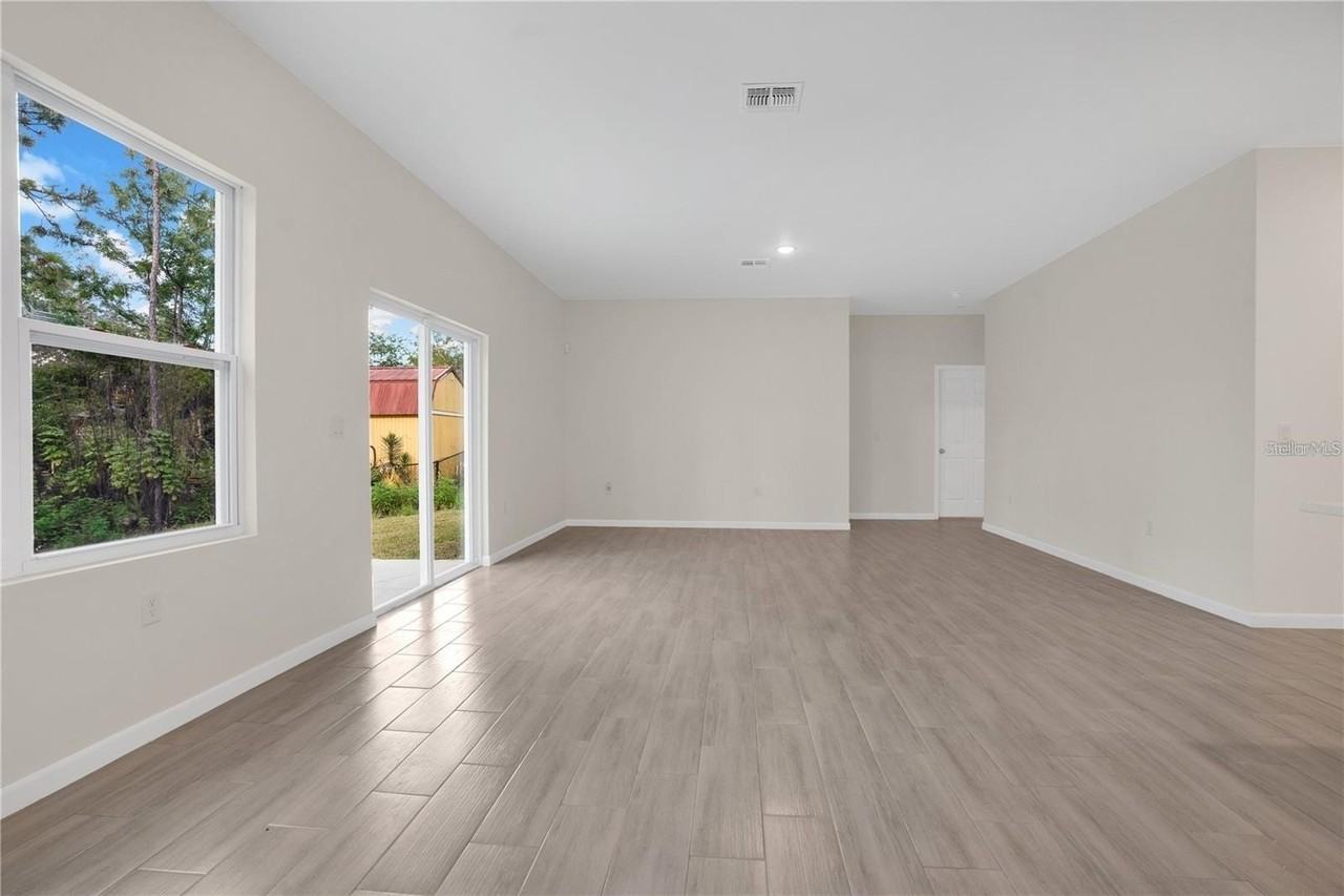 8707 Sw 131st Pl - Photo 2 of 27