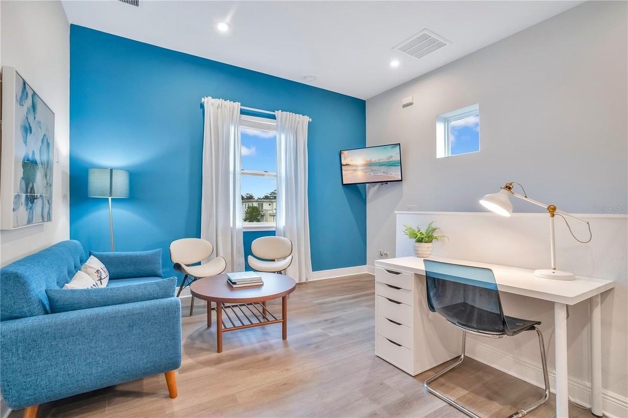 8285 Lindahl Aly - Photo 7 of 24