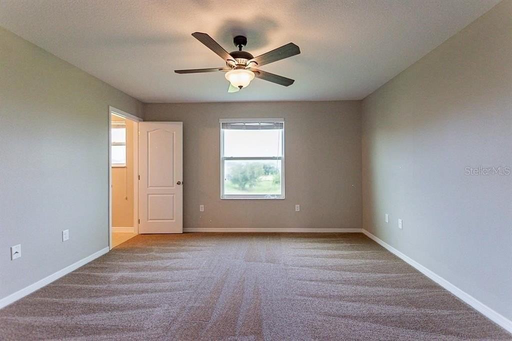 220 Primrose Dr - Photo 6 of 14