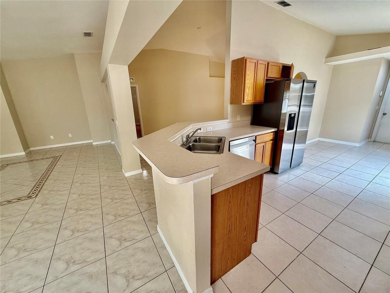 1346 Rolling River Rd - Photo 7 of 28