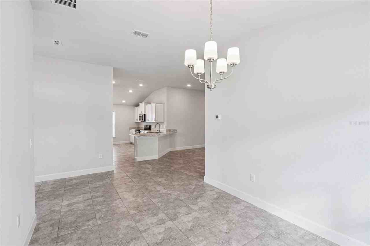 2358 Friendly Confines Loop - Photo 5 of 39