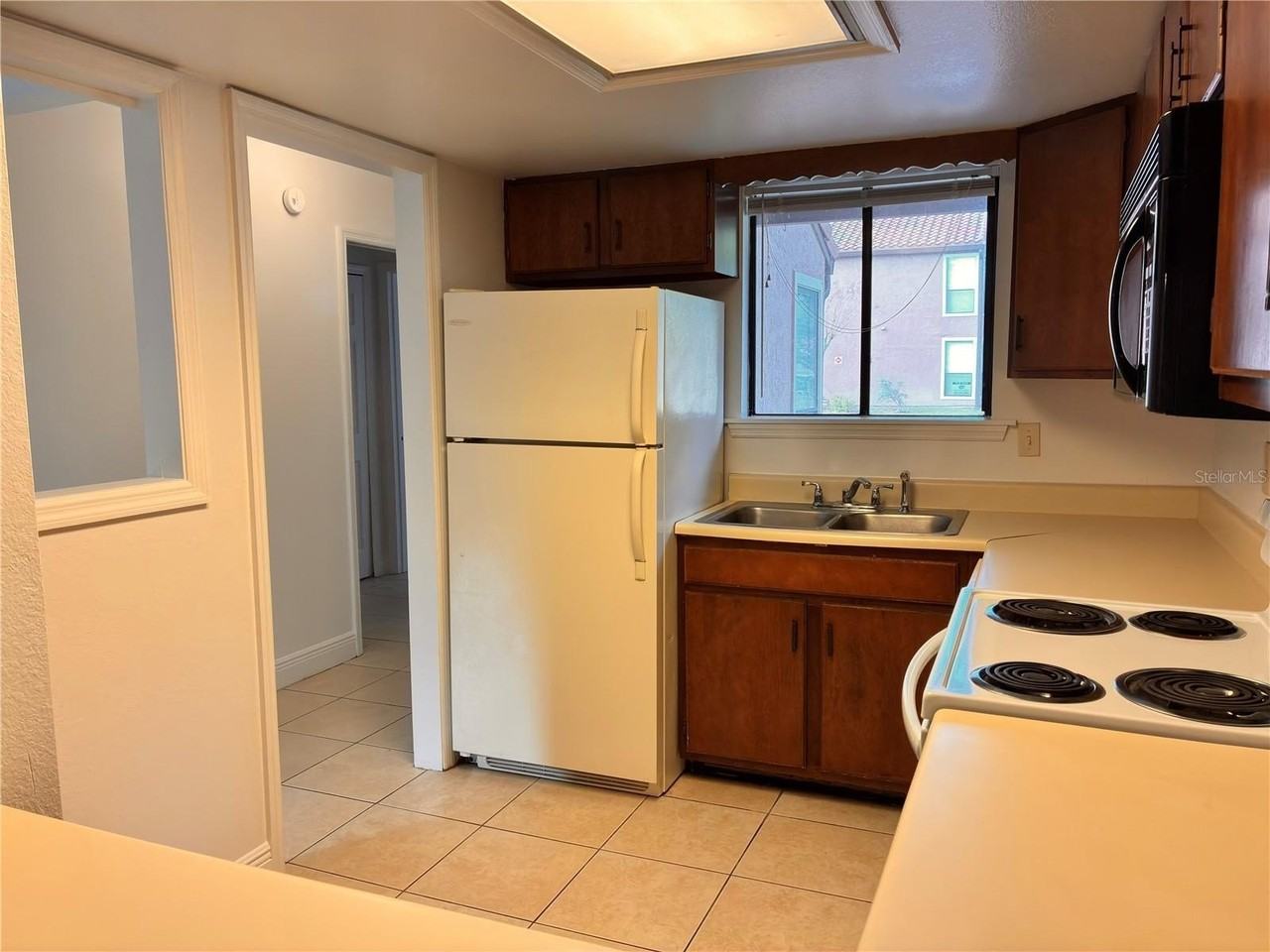 651 Trinidad Ct #S - Photo 4 of 21