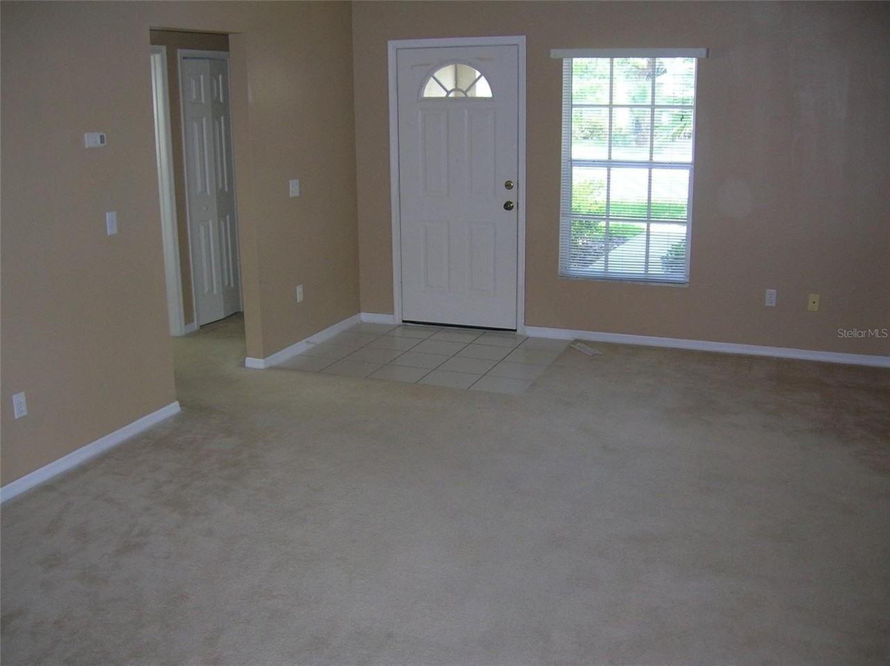 1061 Ballyshannon Pkwy - Photo 5 of 11