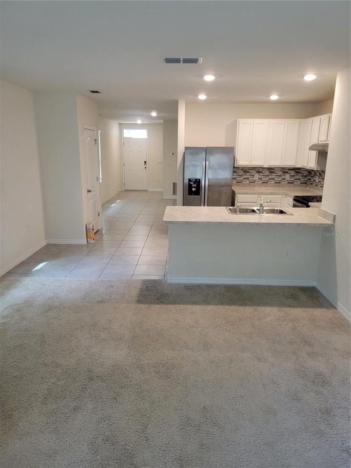 2279 Delhi Pl - Photo 2 of 11