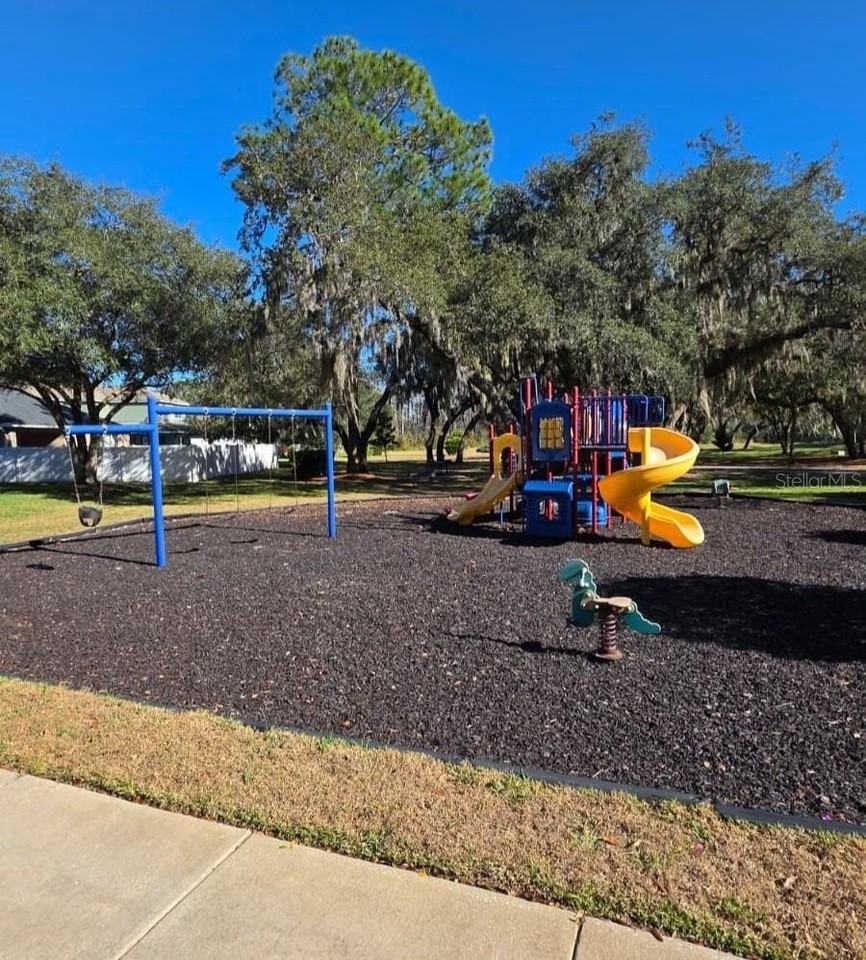 13527 Misarden Ln - Photo 7 of 42