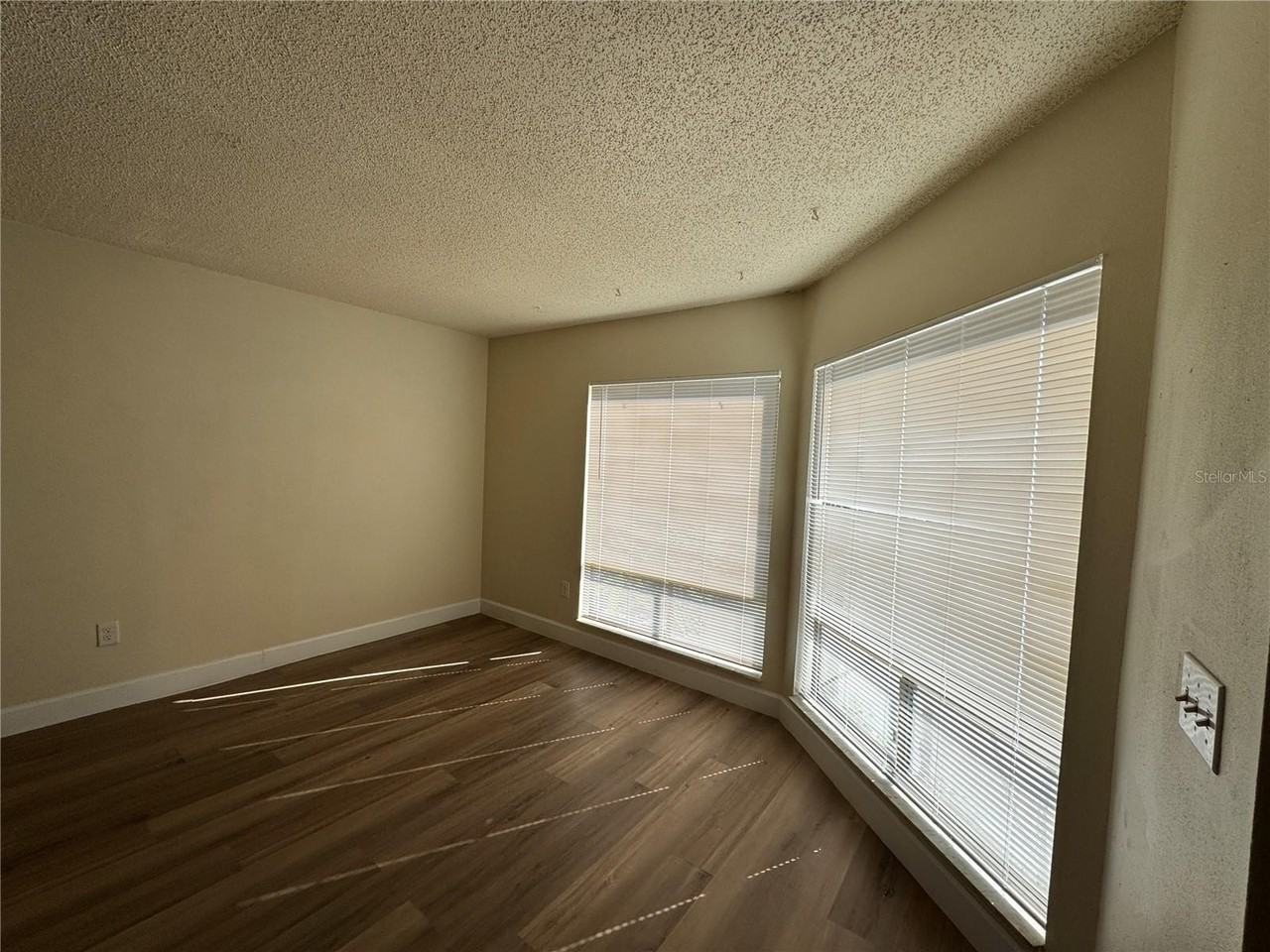 4318 Aqua Vista Dr #K - Photo 2 of 21